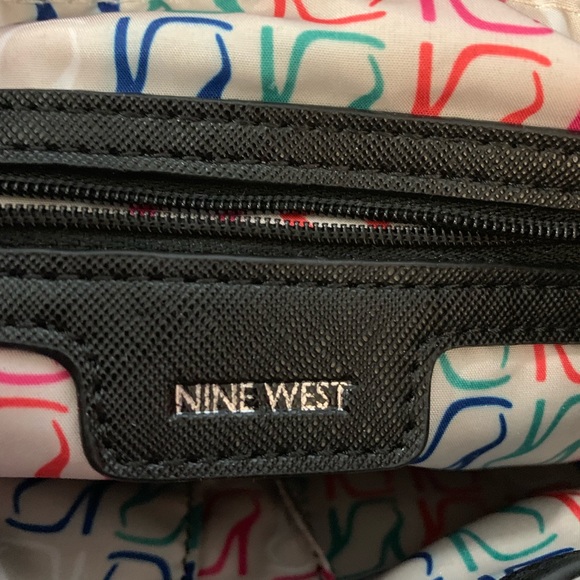 Pretty in Pink - Picture 4 of 7